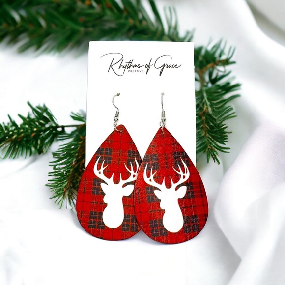 𝗥𝗵𝘆𝘁𝗵𝗺𝘀 𝗼𝗳 𝗚𝗿𝗮𝗰𝗲 𝗖𝗿𝗲𝗮𝘁𝗶𝘃𝗲 Jewelry - Festive Handmade Christmas Reindeer Dangle Earrings, NWT Rudolph Holiday Jewelry